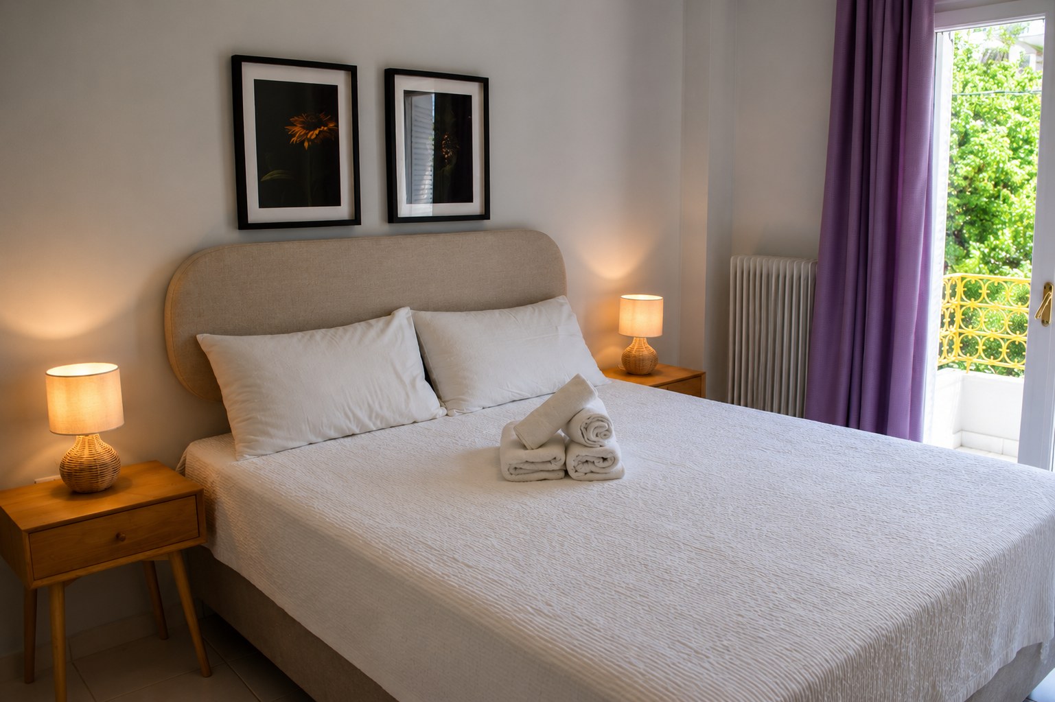 ESSENZA bedroom with balcony access in Preveza